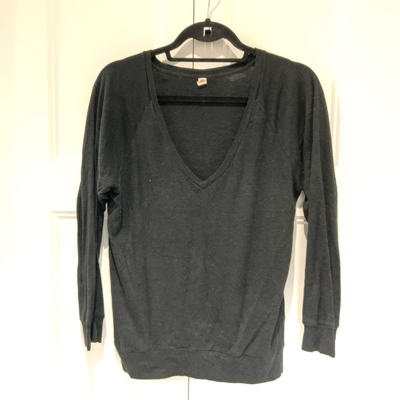 🐝 TNA Del Mar Shirt (V Neck) Oversized fit - Picture 5 of 6